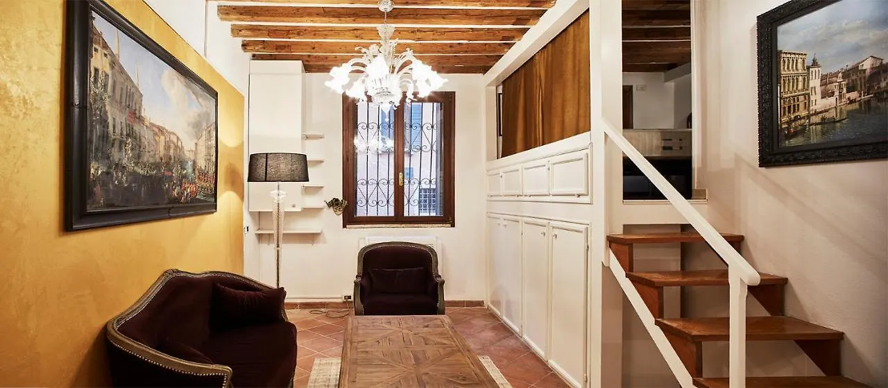 Apartment San Barnaba On The Canal Venedig