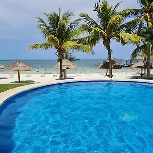 Oceanfront At Unique Location Apartment Cancun